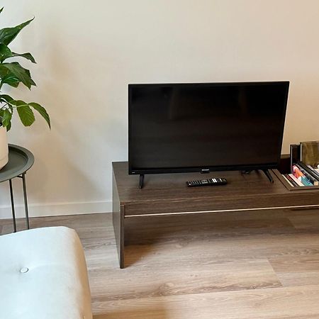 Just Renovated Stylish Nordic Studio By Tram Stop Helsinki Ngoại thất bức ảnh